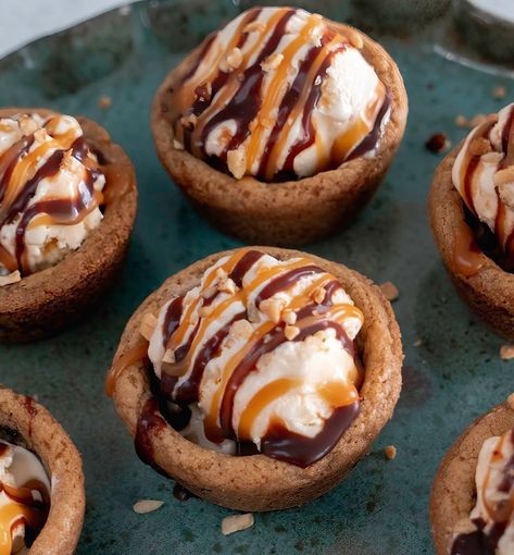 Chocolate Chip Cookie Muffins, Cookie Dough Cups, Ice Cream Muffins, Chocolate Chip Cookie Cups, Cookie Ice Cream, Ice Cream Bowls, Ice Cream Cups, Comfort Desserts, Favorite Cookie Recipe