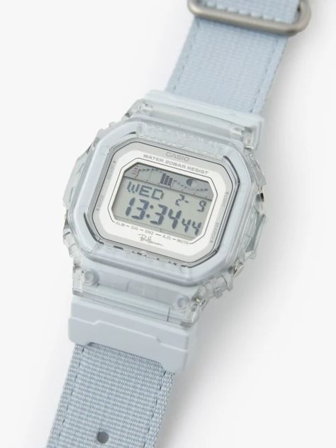 Ron Herman surfing-inspired G-Shock GLX-5600 for 2022 G Shock White, Futuristic Watches, Casio Digital, New G Shock, Mens Digital Watches, Analog Watches, Watch Digital, Ron Herman, Japanese Store