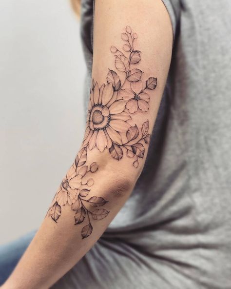 Sunflower Elbow Tattoo, Sunflower Wrap Around Tattoo, Elbow Flower Tattoos, Floral Elbow Tattoo, Black And White Flower Bouquet Tattoo, Black And White Flower Tattoo, Flower Bouquet Tattoo, White Flower Bouquet, Bouquet Tattoo