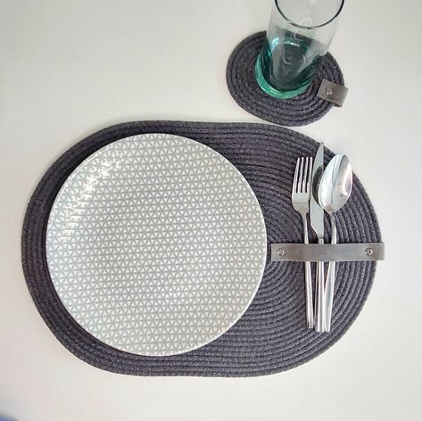 This Подложки item by SanatTan has 3 favorites from Etsy shoppers. Ships from Турция. Listed on 15 Ноя 2022 r Utensil Holders, Table Ware, Rope Crafts Diy, Cutlery Holder, Rope Crafts, Crochet Videos Tutorials, Rope Basket, Crochet Tablecloth, Jute Rope