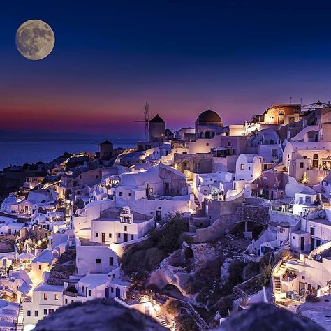 Full Moon over Santorini, Greece ♥ Greece Wallpaper, Santorini Grecia, Greek Islands Vacation, Canon 60d, Island Vacation, Santorini Greece, Greek Island, Greek Islands, Travel Aesthetic