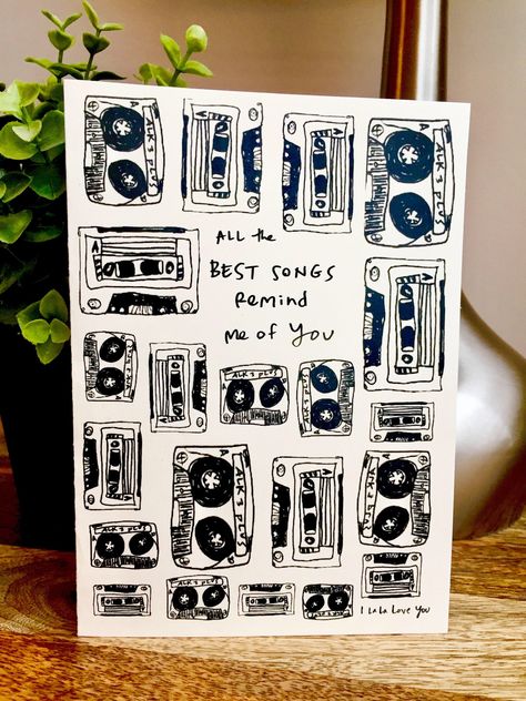 Music Handmade Cards, Anniversary Cards Handmade Diy, Cute Anniversary Cards, Diy Anniversary Card, Anniversary Card Design, Anniversary Card Ideas, First Anniversary Card, Anniversary Card For Him, Music Lover Gifts