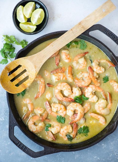 Thai Kitchen Green Curry Paste Recipe, Shrimp Green Curry, Green Curry Paste Recipe, Thai Shrimp Curry, Shrimp Coconut Milk, Curry Paste Recipe, Thai Curry Recipes, Green Curry Recipes, Coconut Curry Shrimp