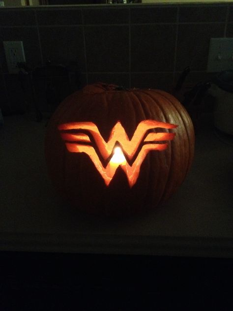 Halloween 2013. Wonder Woman jack-o-lantern. Best one I ever carved. Wonder Woman Pumpkin, Infant Halloween, Pumpkin Carvings, Pumpkin Carving Patterns, Painted Pumpkin, Halloween 2013, Pumpkin Carvings Stencils, Pumpkin Carving Templates, Wonder Women