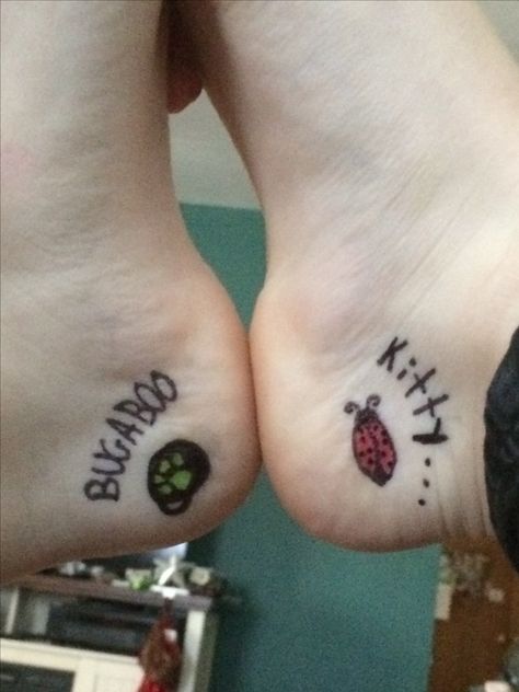 Miraculous ladybug and cat noir tattoo (done with sharpie) Cat And Ladybug Tattoo, Ladybug And Chat Noir Tattoo, Ladybug And Cat Noir Tattoo Ideas, Miraculous Nails Cat Noir, Ladybug Wrist Tattoo, Ladybug And Cat Noir Tattoo, Miraculous Ladybug Tattoos, Miraculous Tattoo Ideas, Miraculous Ladybug Tattoo Ideas