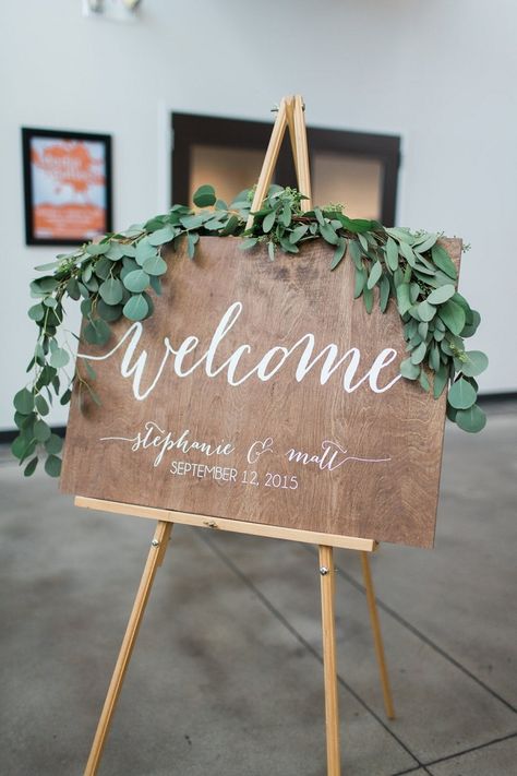 Vintage Wedding Signs, Wedding Signs Diy, Wooden Wedding Signs, Wooden Welcome Signs, Wood Wedding Signs, Brown Wedding, בר מצווה, Have Inspiration, Eucalyptus Wedding