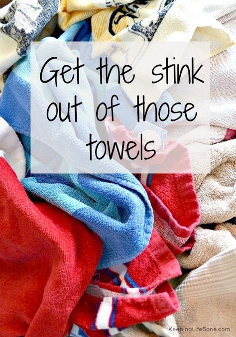 Refresh Towels, Laundry Table, Smelly Towels, Towel Cleaning, New Washer And Dryer, Clean Washer, Washing Towels, Baking Soda Cleaning, Dish Rag