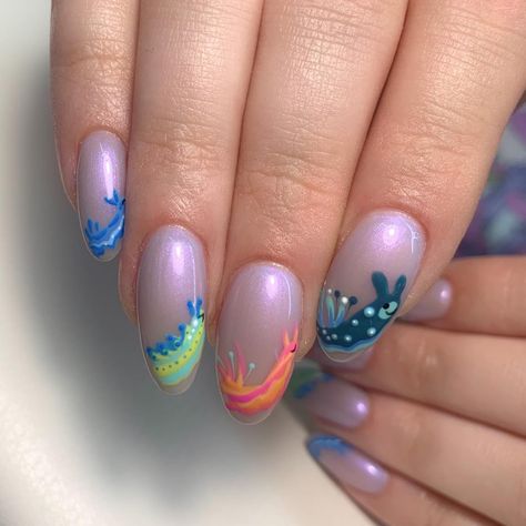 Stingray Nails, Manta Ray Nails, Shrimp Nail Art, Slug Nails, Sea Slug Nails, Sea Creature Nails, Silly Nails, Sea Creature Nail Art, Mini Nails