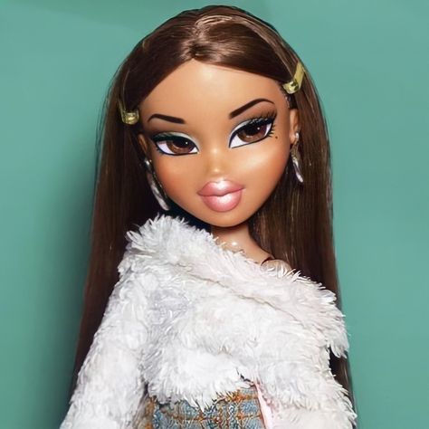 bratz doll icon Bratz Doll Makeup, Bratz Yasmin, Black Bratz Doll, Bratz Doll Outfits, Brat Doll, Bratz Girls, Prințese Disney, Doll Aesthetic, Doll Makeup