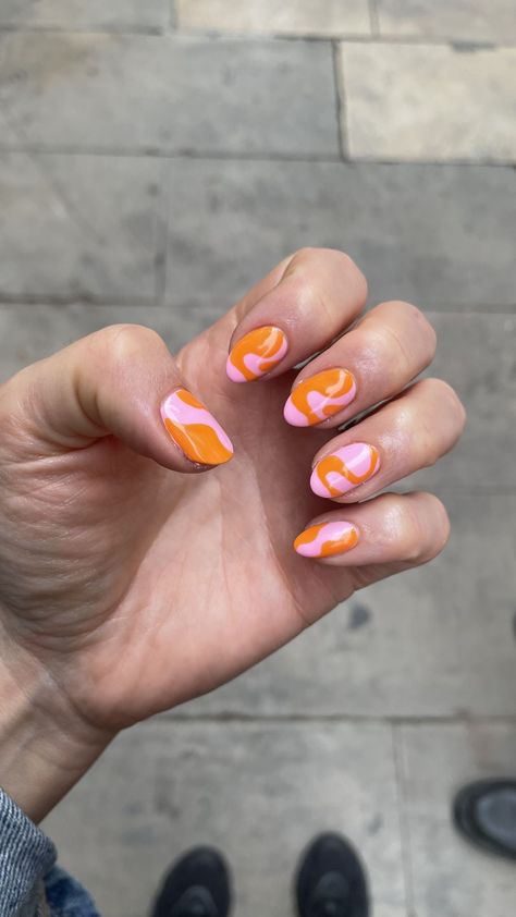 Gen Z Nails, 70s Inspired Nails, Club Vibes, Almond Acrylic, Hello Nails, Hippie Nails, Nice Nails, Tier 1, Minimal Nails