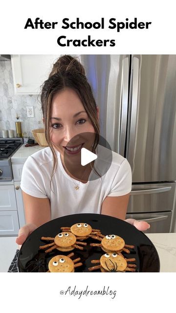 Dana | Adaydreamblog on Instagram: "I love fun and festive treats. These spider crackers are the perfect after school or lunchbox snack. Make sure to add peanut butter to both sides so it sticks together! 

My kids love these and I don’t feel bad about them eating them! 

Happy Spooky Season 👻" Happy Spooky Season, Lunch Box Snacks, Festive Treats, After School, Spooky Season, Crackers, Peanut Butter, Peanut, Lunch Box