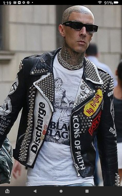 Schott Perfecto, Punk Leather Jacket, Punk Vest, Battle Jackets, Punk Fashion Diy, Punk Rock Grunge, Painted Leather Jacket, Punk Men, Leather Jacket Men Style