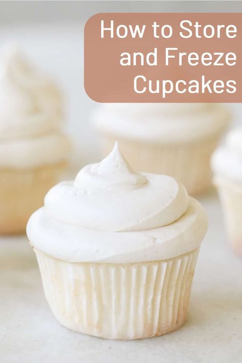 You've just baked a fresh batch of delicious cupcakes and you're looking for the best way to store them. Continue reading for everything you need to know about how to store cupcakes. #cupcakes #howtofreezecupcakes How To Freeze Cupcakes, Leftover Cupcakes, Freezing Cupcakes, Frozen Cupcakes, Cupcake Packaging, Cupcake Carrier, Cupcake Container, Fancy Cupcakes, Delicious Cupcakes