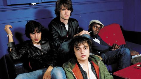 the libertines Carl Barat, Pete Doherty, Fred Perry Polo, The Libertines, Still In Love, Poster Collection, Post Punk, Stylish Kids, Music Stuff