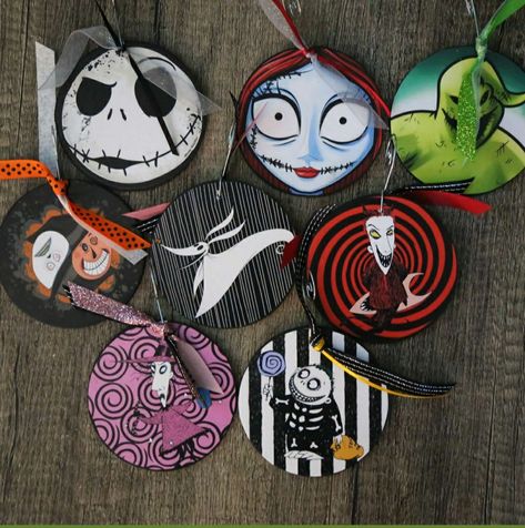 Black Christmas Ornaments Diy, Diy Jack Skellington Ornaments, Night Before Christmas Ornaments Diy, Jack Ornaments Diy, Diy Nbc Ornaments, Nightmare Before Christmas Ornaments Svg, Horror Christmas Ornaments, Nightmare Before Christmas Orderments, Jack Y Sally