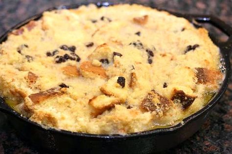 Cast Iron Bread Pudding Recipe - In the Kitchen with Honeyville Basic Bread Pudding, French Baguette Recipe, Cast Iron Bread, Skillet Dinner Recipes, Baguette Recipe, Food Manufacturing, Bread Pudding Recipe, Cast Iron Recipes, Pudding Recipe