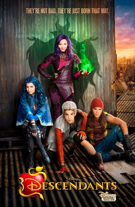 Disney Channel Original Movies, Descendants 2015, Disney Descendants Party, Disney Descendants Movie, यूट्यूब लोगो, Descendants Characters, Descendants Party, Disney Channel Movies, Childhood Movies