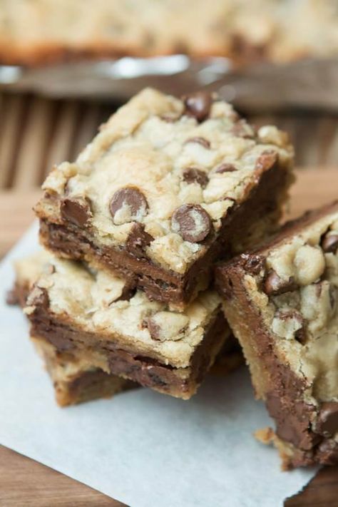 Oh Sweet Basil, Chocolate Chip Blondies, Chocolate Chip Brownies, Mudslide, Best Chocolate Chip, Blondies Recipe, Dessert Bar Recipe, Brownie Points, Sweet Basil