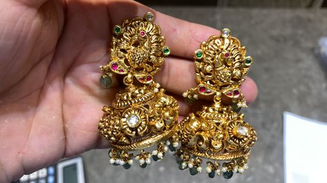 Buttalu Earrings, Earrings For Saree, Premraj Shantilal Jain Jewellers, Temple Jewellery Jhumkas, Big Earrings Gold, Antique Necklace Gold, Fashion Jewelry Necklaces Gold, Antique Necklaces Design, New Gold Jewellery Designs