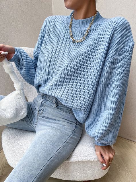 Simple Woman Outfits, Outfit With Blue Sweater, Pale Blue Jumper Outfit, Light Blue Pullover Outfit, Periwinkle Sweater Outfit, Baby Blue Winter Outfit, Light Blue Jumper Outfit, Blue Casual Outfits For Women, Light Blue Sweater Outfit Winter