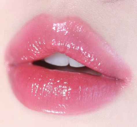 Bibir Pink, Korean Lips, Rosy Lips, Clear Glowing Skin, Nice Lips, Ulzzang Makeup, Glitter Face, Lip Gloss Collection, Natural Lipstick