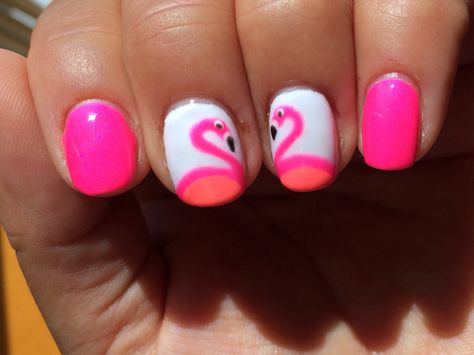 Novelty Nail Designs, Kids Vacation Nails, Flamingo Nail Designs, Flamingo Nails Designs, Flamingo Pedicure, Flamingo Nails Tropical, Summer Nails Flamingo, Flamingo Manicure, Vacation Pedicure Ideas