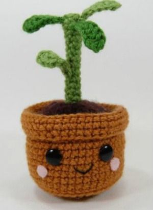 Crochet pour les jardiniers!  10 modèles de #crochet libres dans une collection spéciale de Moogly! Flower Pot Crochet Pattern Free, Crochet Flower Pots Free Pattern, Plant Crochet, Black Thumb, Crochet Cactus, Crochet Plant, Pot Plant, Baby Groot, Pattern Tutorial