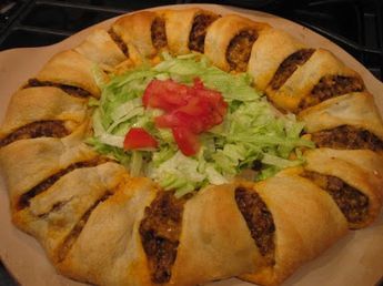 Pampered Chef Taco Ring, Taco Ring Recipe, Taco Ring, Pampered Chef Party, Pampered Chef Recipes, Recipe For Mom, Chef Recipes, Pampered Chef, Trifle