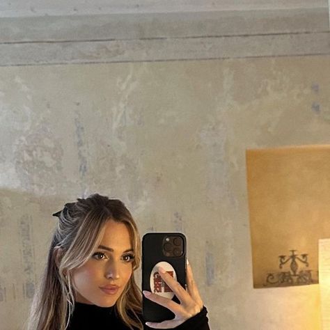 Arielle Reitsma on Instagram: "pinch me, I’m in Italy. 🇮🇹" Highest Version, Pinch Me, Aesthetic Pics, November 3, Pretty Hair, Pretty Hairstyles, Hair Inspo, Aesthetic Pictures, Hair Makeup