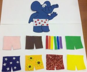 Flannel board for If Elephants Wore Pants by Henriette Barkow Flannel Graph, Story Stretchers, Flannel Ideas, Flannel Stories, Storytime Ideas, Felt Story, Flannel Board Stories, Flannel Friday, Flannel Boards