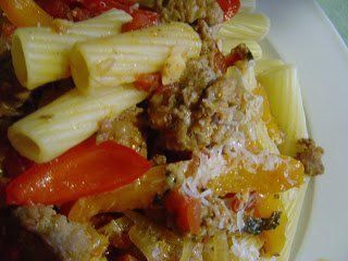 Rigatoni with Sausage, Peppers, and Onions: From the great Giada, this easy weeknight meal is lightened up with turkey sausage. It's got Marsala wine too so we can all just fall in love it this meal! Dishes With Sausage, Pasta Dishes With Sausage, Rigatoni With Sausage, Sausage And Peppers Pasta, Pasta Sausage, Pasquale Sciarappa, Sausage Rigatoni, Pasta Fagioli Recipe, Sausage Peppers And Onions