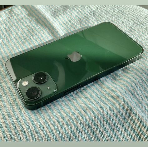 Iphone 13 Green Aesthetic, Iphone 13 Green, Diy Phone Cases Iphone, Happy Birthday Bestie Quotes, Kpop Phone Cases, Laptop Case Stickers, Iphone Macbook, Photo Editing Vsco, Iphone Obsession