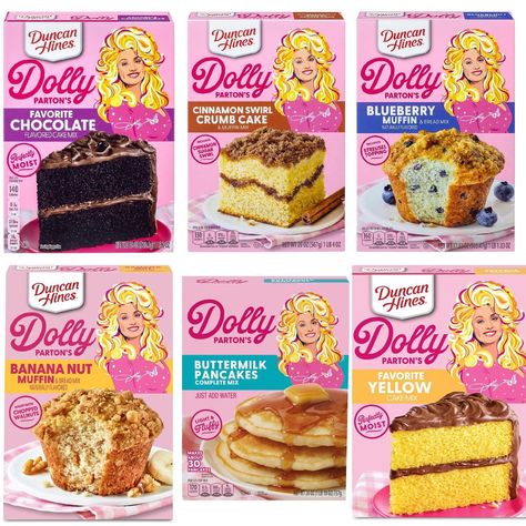 Duncan Hines and Dolly Parton are adding new baked goods to the Southern Baking collection! The new additions include… . Favorite Chocolate Cake Mix ✅ Cinnamon Swirl Crumb Cake & Muffin Mix ✅ Blueberry Muffin & Bread Mix ✅ Banana Nut Muffin & Bread Mix ✅ Buttermilk Pancakes ✅ Favorite Yellow Cake Mix ✅ . These will be hitting store shelves over the next few months! Which one are you going to try first? Leave a comment below! ⬇️ . . . #dollyparton @dollyparton #duncanhines @realduncanhines #b... Dolly Parton Cake Mix Recipes, Baking With Dolly Parton, Dolly Parton's Cinnamon Bread, Dolly Parton’s Five Layer Dinner, Dolly Parton Baking Collection, Southern Baking, Banana Nut Pancakes, Blueberry Muffin Bread, Crumb Cake Muffins