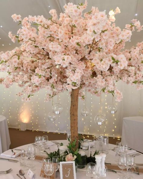 Tree Centerpieces Wedding, Blossom Tree Wedding, Cherry Blossom Party, Cherry Blossom Theme, Blossom Wedding, Quince Decorations, Wedding Tree, Quinceanera Decorations, Tree Centerpieces