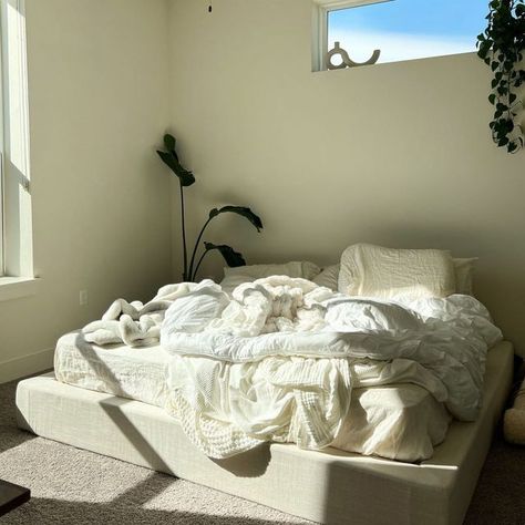 Softframe Bed Aesthetic, Bedroom Moodboard, Sand House, Room Vibes, Beach Bedding, Spring Valley, Dream House Rooms, Future Apartment, Weekend Plans