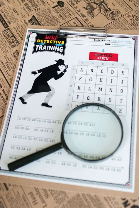 A Vintage Detective Party | CatchMyParty.com Detective Birthday Party, Cute Newspaper, Geheimagenten Party, Vintage Detective, Secret Agent Party, Spy Birthday Parties, Detective Party, Detective Theme, Escape Room Puzzles