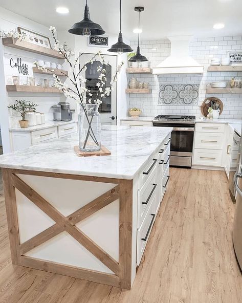 Farm House Unique🏡 on Instagram: “What do you love the most about this amazing kitchen? 🤩 - Tag Someone 🏡💚 👉Follow @farmhouseunique for more ! (📸 Credit :…” Farmhouse Kitchen Inspiration, Amazing Kitchen, Farmhouse Kitchen Design, Kitchen Design Plans, Mobil Home, Kitchen Trends, Farmhouse Style Kitchen, Modern Farmhouse Kitchens, Kitchen Remodel Idea