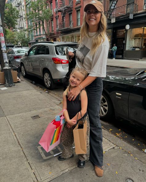 Oh weird, you thought I was done posting about NYC? #motherdaughtertrip #motherdaughtergoals #motherdaughterlove #momanddaughter #girlmom #momofgirls The Cool Aunt Aesthetic, Fun Aunt Aesthetic, Cool Aunt Aesthetic, Aunt Aesthetic, Aunt Stuff, Aunt Vibes, Nyc Mom, Mother Daughter Trip, Cool Aunt