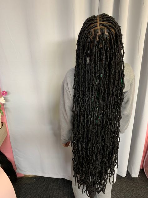 Chinese Bangs, Micro Braids Hairstyles, Era Aesthetic, Weave Hairstyles Braided, Healing Era, Soft Locs, Braids Ideas, Natural Inspiration, Faux Locs Hairstyles