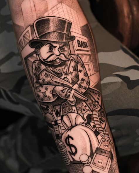 Money maker 💰 Do you like this tattoo? 👉🏼 subscribe #tattoonrw #tattoodüsseldorf #tattoogermany Money Maker Tattoo Design, Money Maker Tattoo, Instagram Money, Gaming Tattoo, Real Money, June 17, Tattoo On, Money Maker, Tattoo Design