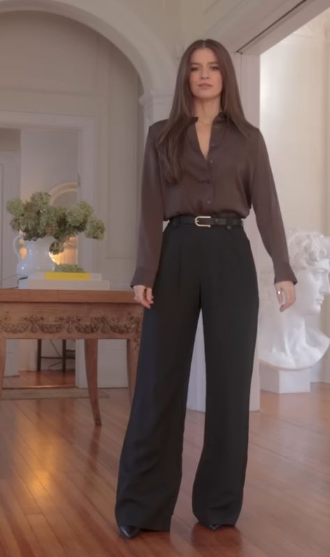 Formals Women Outfit Classy, Casual Professional Outfits Women Winter, Law Dinner Outfit, Youth In Government Outfits, Attorney Woman Aesthetic, Work To Bar Outfit, Navy Blue Pants Outfit Women Classy, Lawyer Court Outfits, Navy And Black Work Outfit