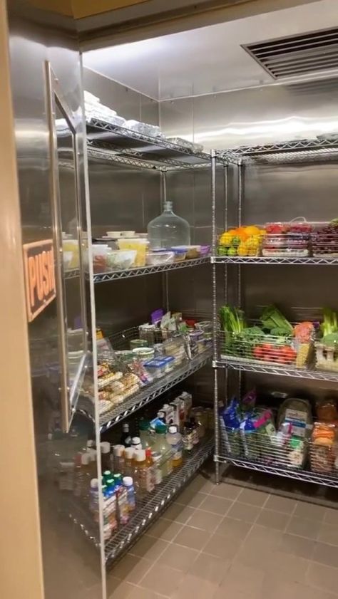 Kim Kardashian gives a detailed tour of her kitchen and refrigerators 8 Jan 2020 Kim Kardashian Kitchen, Kardashian Kitchen, Water Fridge, Kim K House, Kim Kardashian Home, Frozen Yogurt Machine, Calabasas Homes, Drinks Fridge, Pantry Inspiration