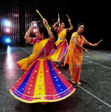 ... Gujrati Dance, Dance Expression, Popular Dances, Dandiya Dance, Indian Dances, Indian Dancing, Ballet Steps, Navratri 2024, Dance Of India