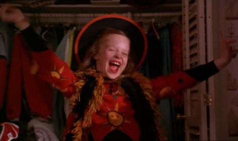 Looking back at Hocus Pocus | Den of Geek Hocus Pocus Cast, Hocus Pocus Characters, Hocus Pocus Costume, Hocus Pocus Book, Halloween Movies To Watch, Thora Birch, Hocus Pocus 1993, Hocus Pocus Movie, Kathy Najimy