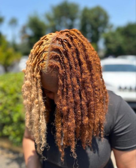 Dreads Hair Color Ideas, Natural Loc Colors, Pb J Hair Color Locs, Half And Half Hair Color Dreads, Different Loc Colors, Died Dread Locks, Fall Locs Color, Hair Dye Ideas Dreads, Medium Size Starter Locs Black Women