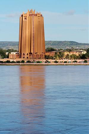 African Castles, Sahelian Architecture, Human Amity, Vernacular Design, Senegal Travel, Africa Architecture, Exotic Vacation Destinations, African Cities, Tower Architecture