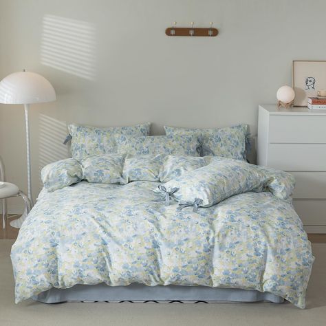 PRICES MAY VARY. 100% Premium Cotton Imported ★【Size Information】--Duvet Cover (90"x90"), Pillowcases (20"x26") ★【Unique Bowknot Design&A Perfect Holiday Gift】--Decorate your bed in this queen size aesthetic bedding duvet cover set, this cottagecore floral duvet cover features boho blue flowers branches on the white duvet cover set, transforms your bedroom into a beautiful and graceful space. Perfect for daughter, son, husband, wife, kid, friend, guest, family, also a GREAT GIFT for Christmas, B Blue Floral Duvet, Yellow Bedding Sets, Vintage Bedding Set, Boho Bedding Sets, Pattern Bedding, Flower Print Pattern, 100 Cotton Duvet Covers, Yellow Bedding, Floral Comforter