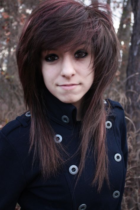 Christina Grimmie. Youtube this chick. Zeldaxlove64. Her voice is unreal. So many choppy sentences. Christina Grimme, Christina Grimmie, Emo Hair, Scene Hair, Pretty Hairstyles, Hair Goals, New Hair, Hair Inspo, Cute Hairstyles