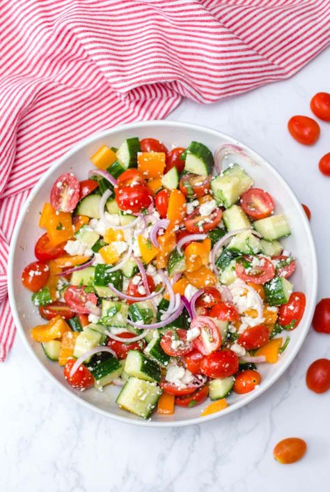 Greek Salad Salad No Lettuce, Simple Greek Salad, Easy Greek Salad, Plant Based Lunch, Mediterranean Salad, Lettuce Salad, English Cucumber, Mediterranean Cuisine, Greek Salad