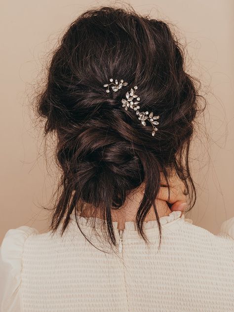 Undercut Designs, Crystal Hair Pins, Crystal Headpiece, Undercut Pixie, Trending Hairstyles, Bridal Hair Pins, Crystal Hair, Wedding Hair And Makeup, Bridal Headpieces